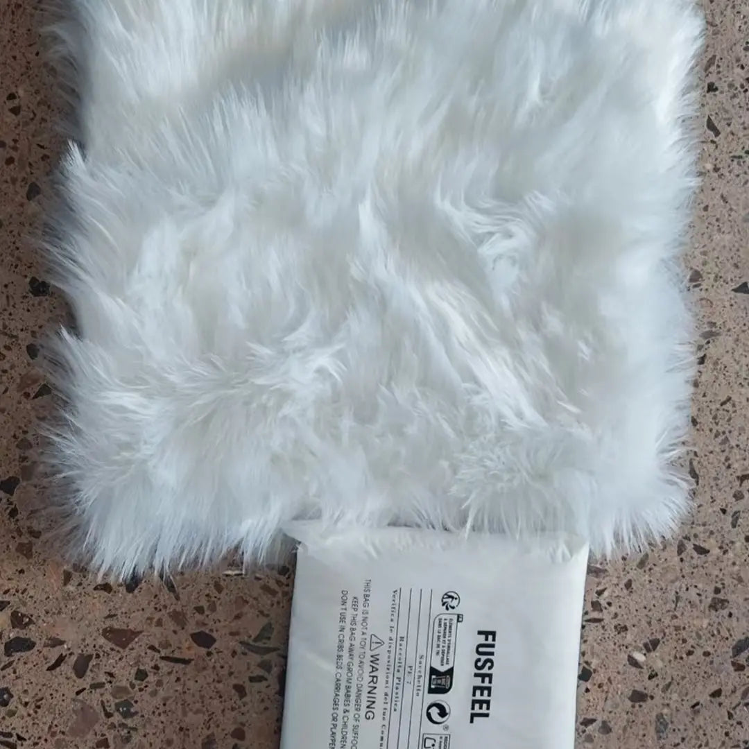 Valentine's Day Faux Wool Plush Pillow Cover, Soft Comfortable Non-Shedding Furry Cushion Cover, Washable Foldable Detachable Cover for Living Room and Bedroom Decor, Bedroom Decorative Accessories #GLOBAL PICKS