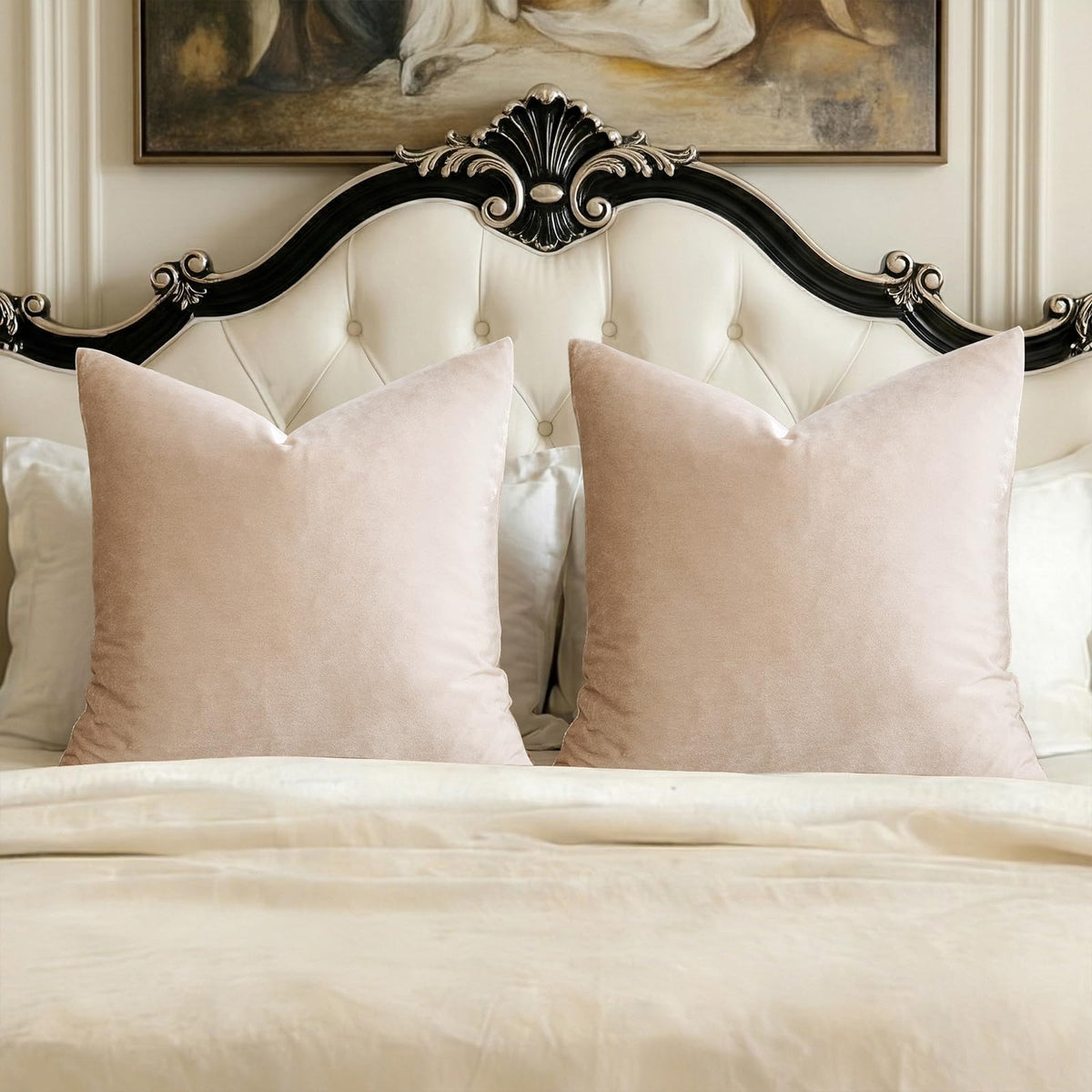 GIGIZAZA Gold Velvet Pillow Covers 18x18 Decorative Pillows Pack of 2