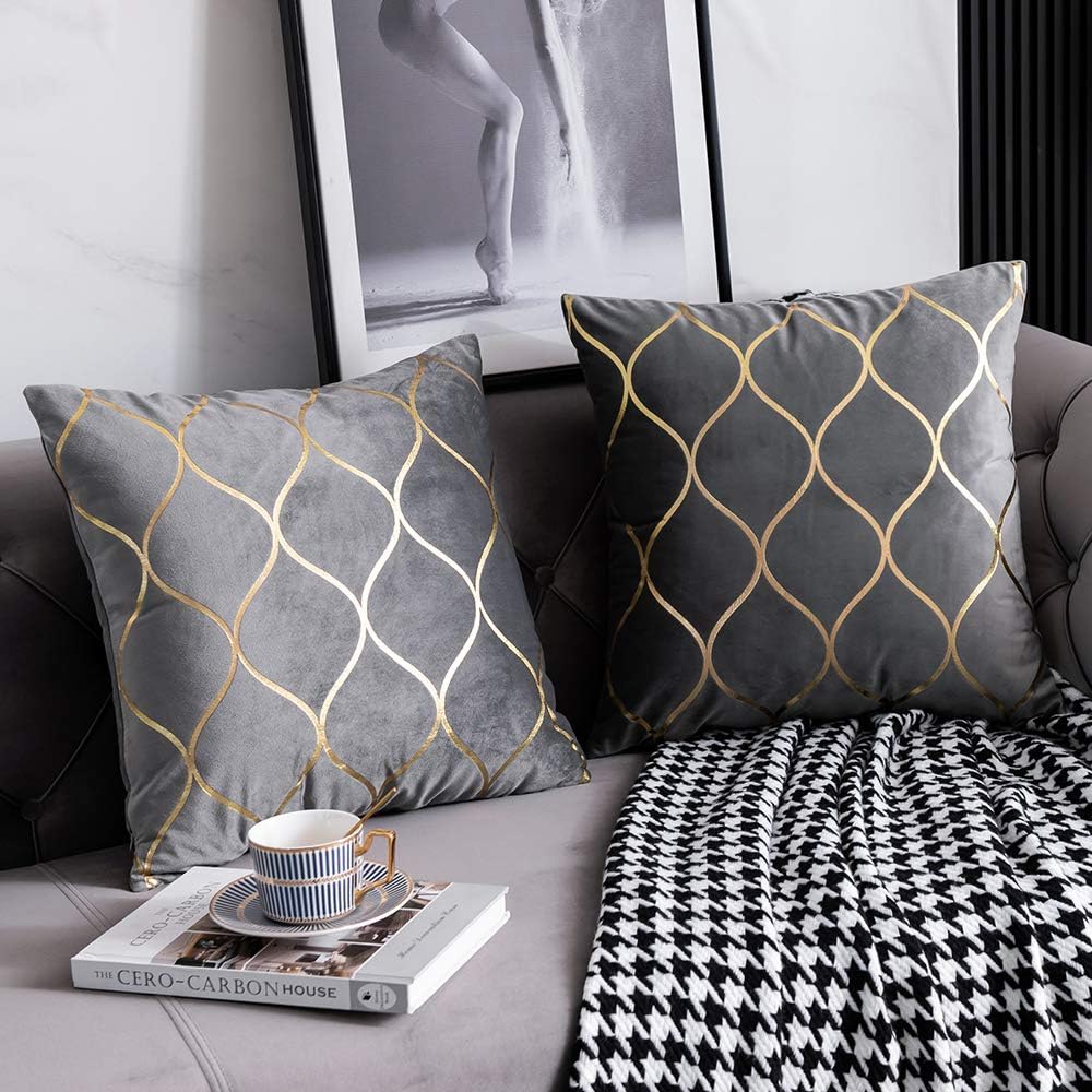 DEZENE Gold Velvet Throw Pillow Covers: 2 Pack 18x18 Inch Square Decorative Pillow Cases for Bedroom Sofa Couch Living Room, Light Grey