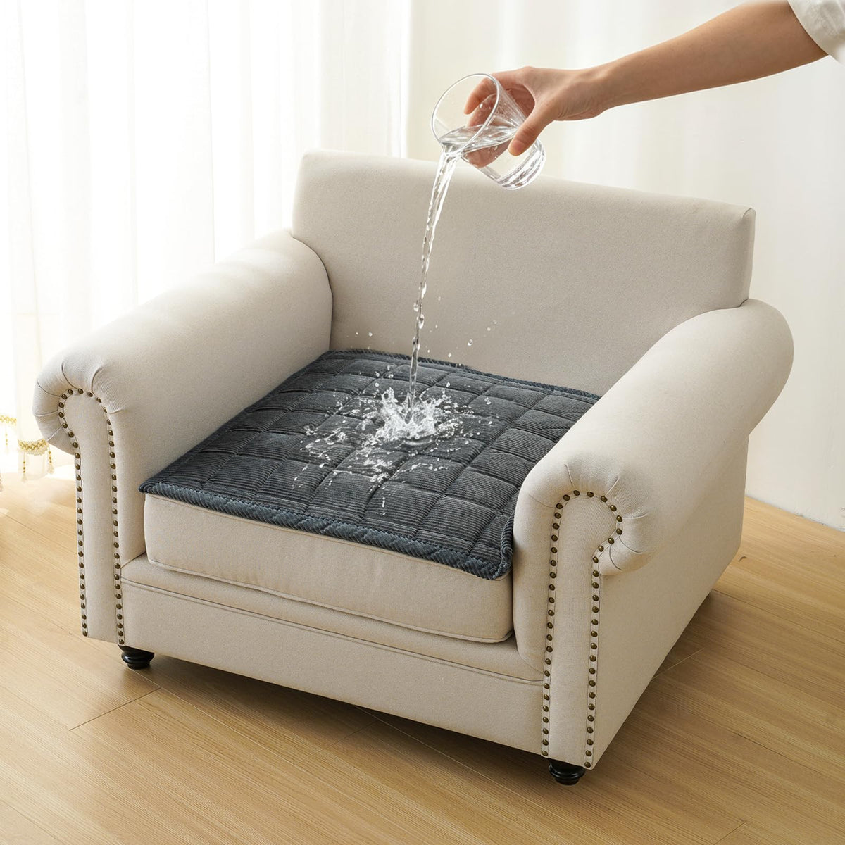 Waterproof Couch Covers for Sofa, Non Slip Dog Couch Cover Washable