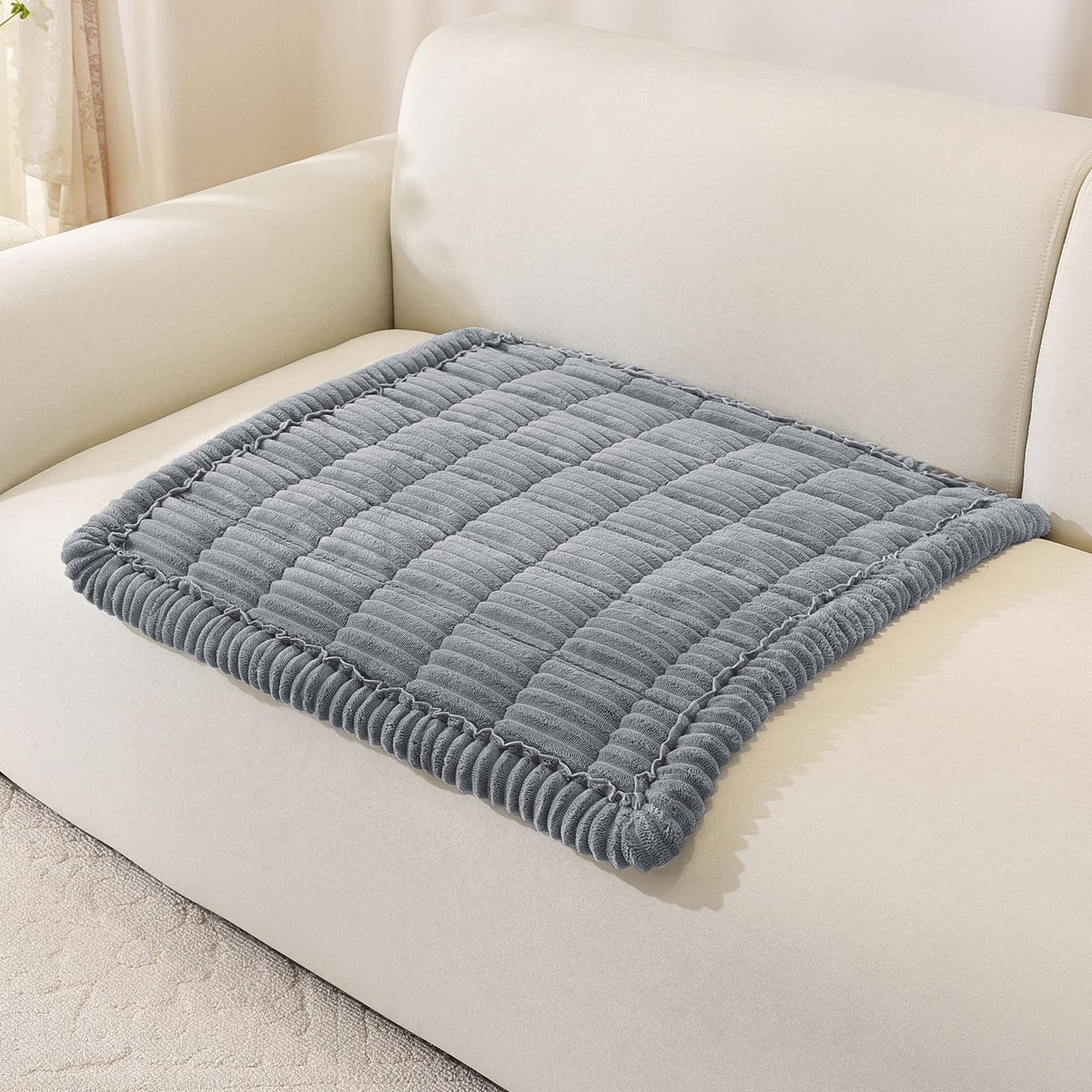 OstepDecor Couch Cover for Dogs, Washable Non Slip Sofa Cover for Pets
