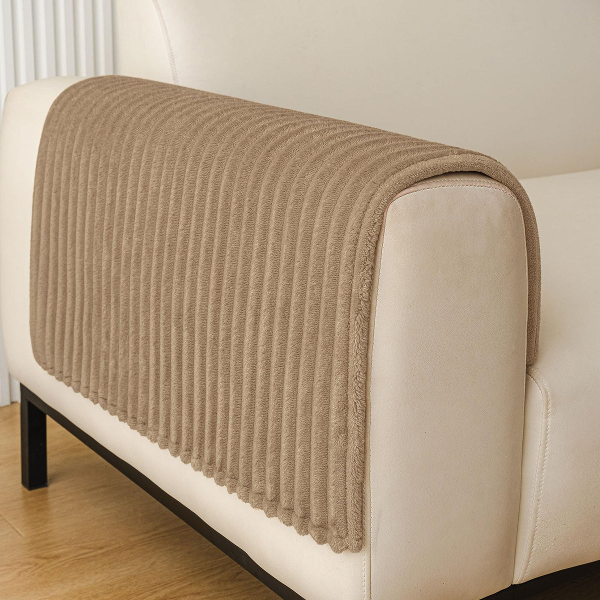 hyha Waterproof Couch Cover for Dogs, Non-Slip Pet Sofa Covers Washable