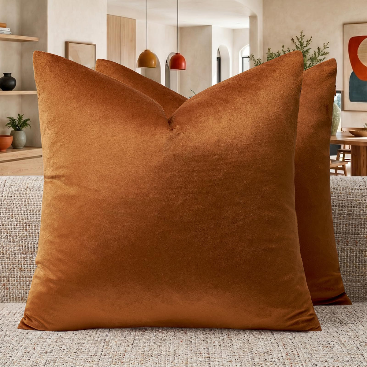 GIGIZAZA Gold Velvet Pillow Covers 18x18 Decorative Pillows Pack of 2