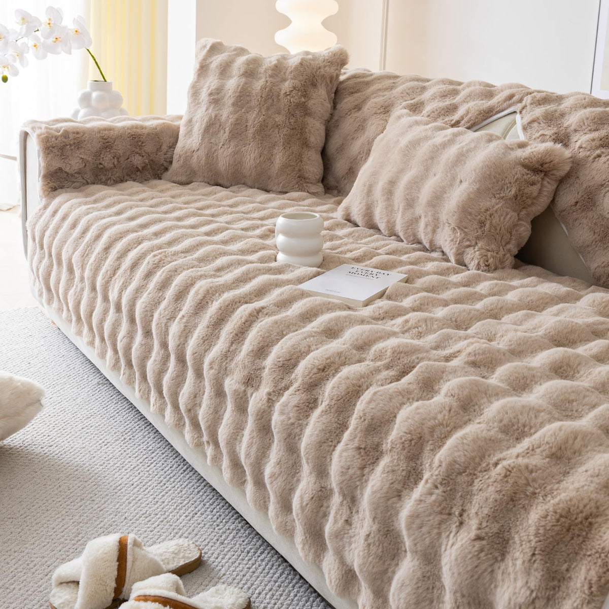 Faux Fur Sofa Cover, Rabbit Plush Couch Cover, Non-Slip Couch Covers Washable, Cosy Plush Sofa Slipcover, Furniture Protector for L Shaped(1pc/ White /36"x70")