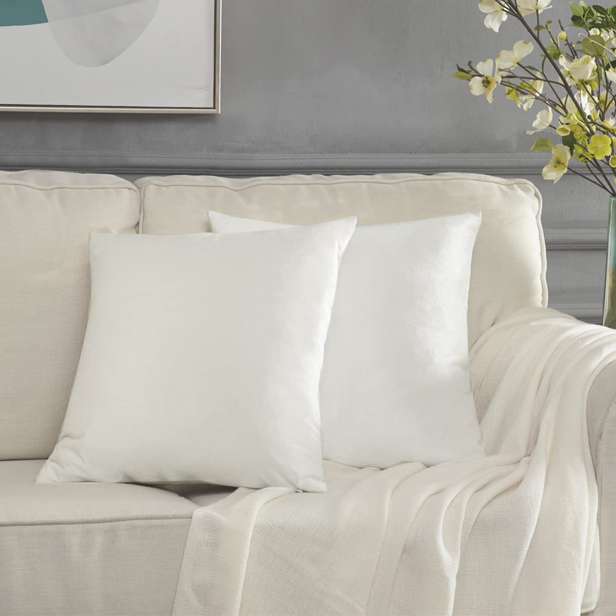 GIGIZAZA Gold Velvet Pillow Covers 18x18 Decorative Pillows Pack of 2