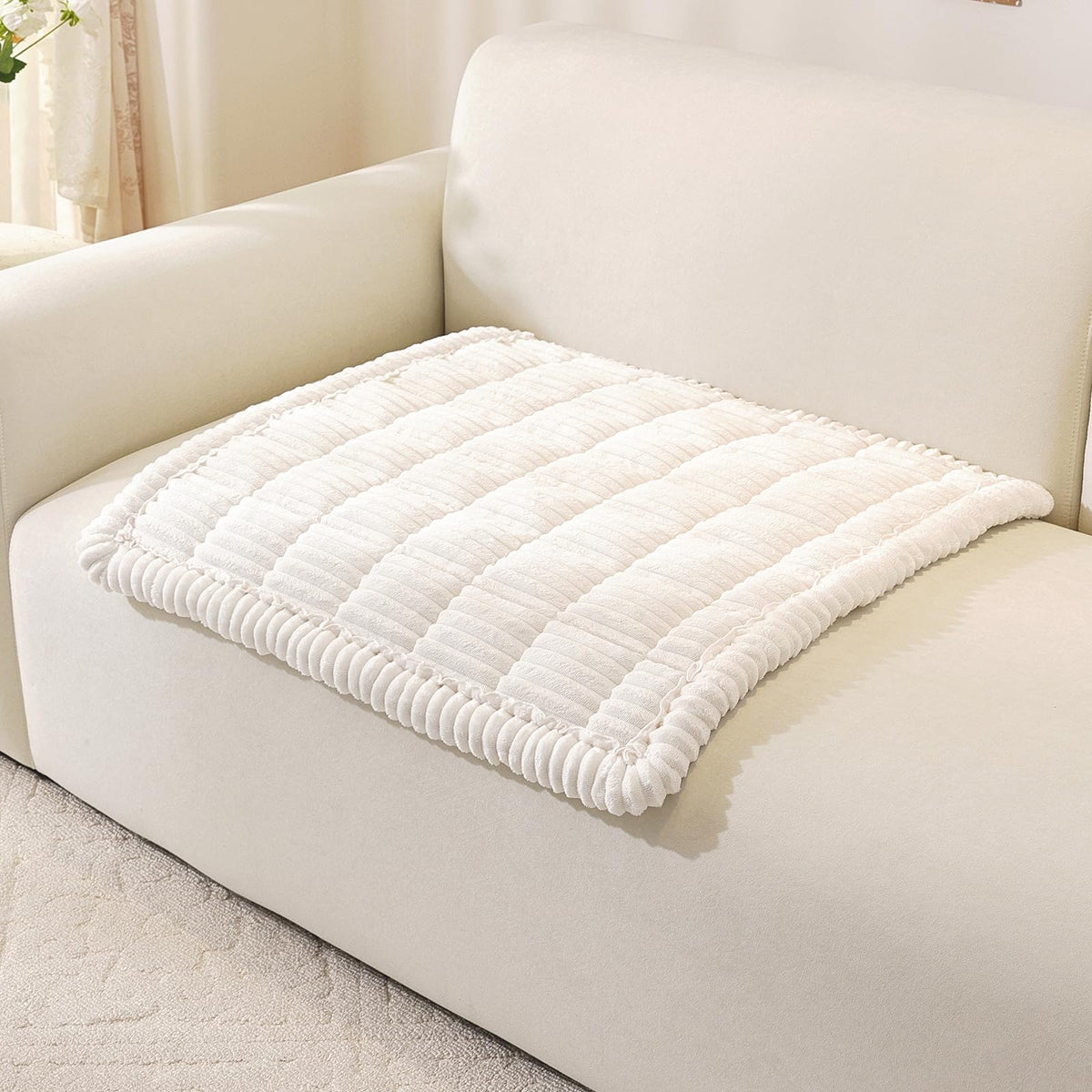 OstepDecor Couch Cover for Dogs, Washable Non Slip Sofa Cover for Pets