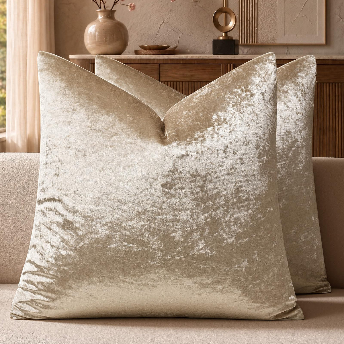 GIGIZAZA Gold Velvet Pillow Covers 18x18 Decorative Pillows Pack of 2