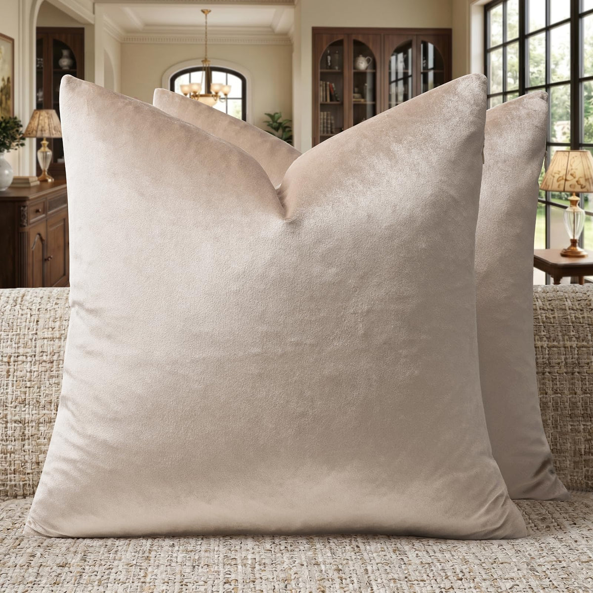 GIGIZAZA Gold Velvet Pillow Covers 18x18 Decorative Pillows Pack of 2