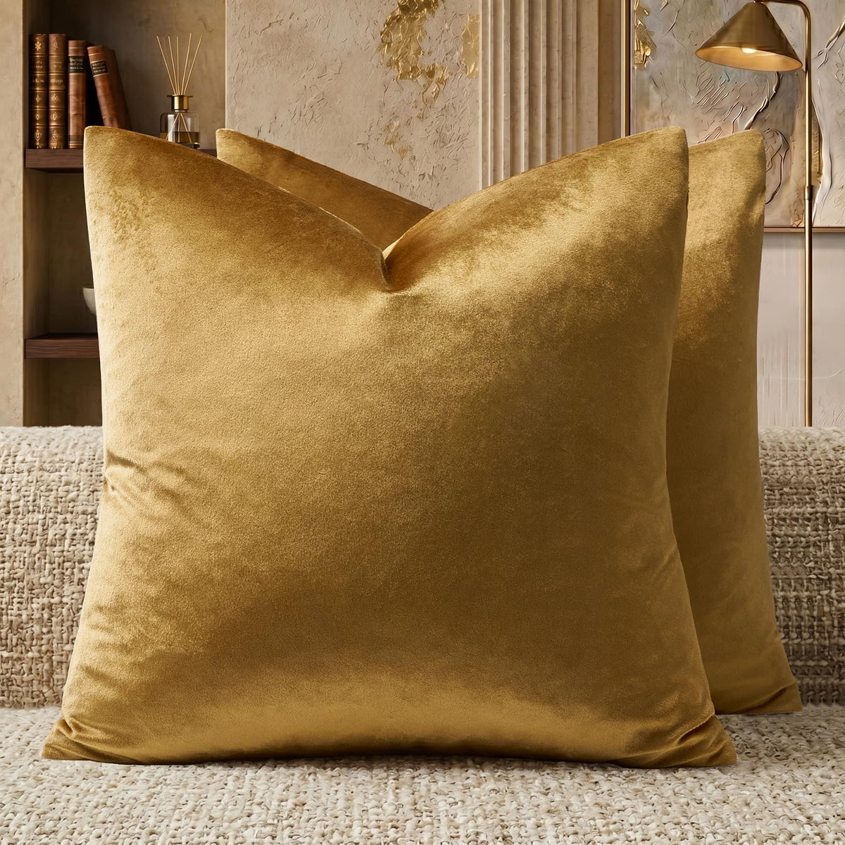 GIGIZAZA Gold Velvet Pillow Covers 18x18 Decorative Pillows Pack of 2