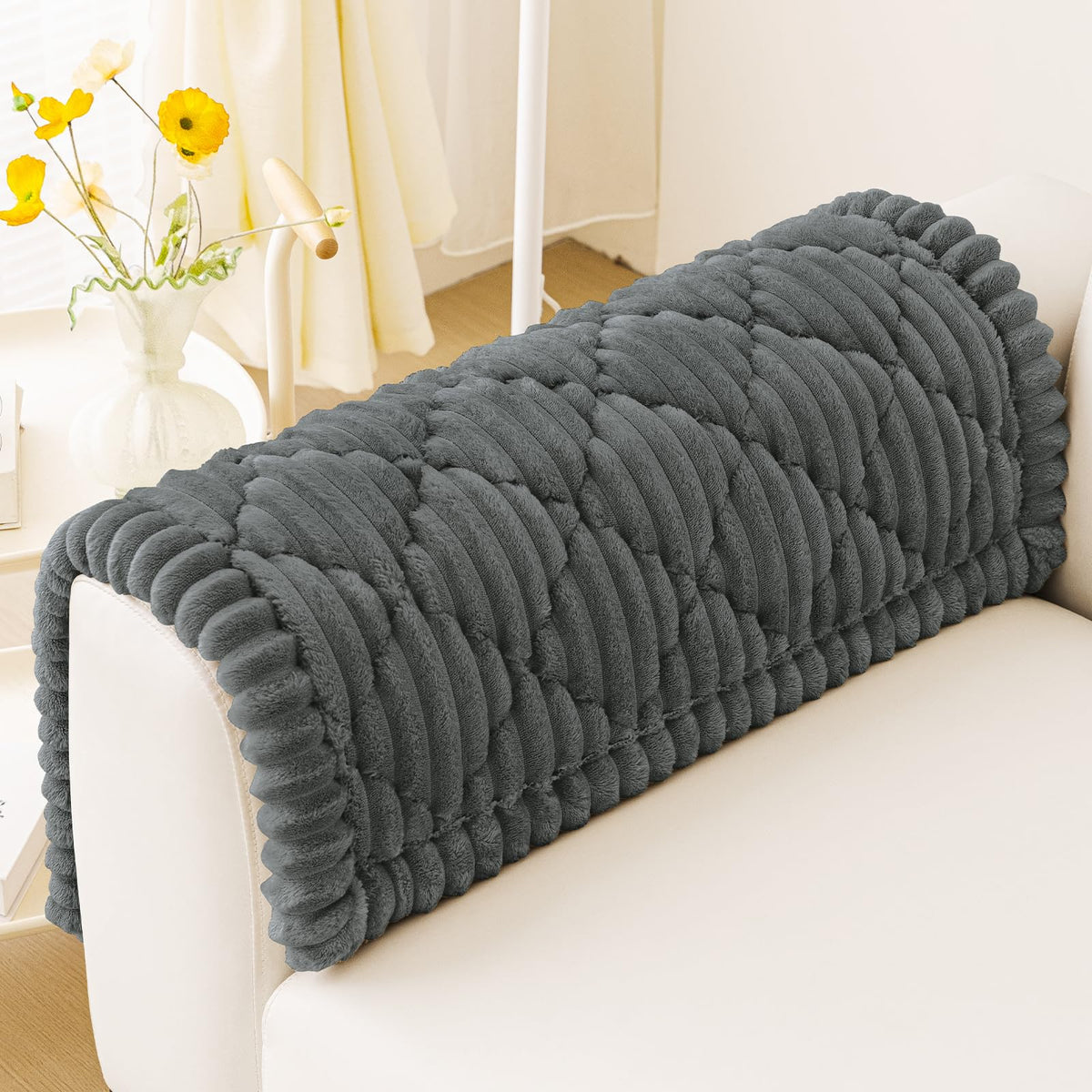 Smiry Couch Cover for Dogs Washable, Non Slip Fuzzy Pet Sofa Protector