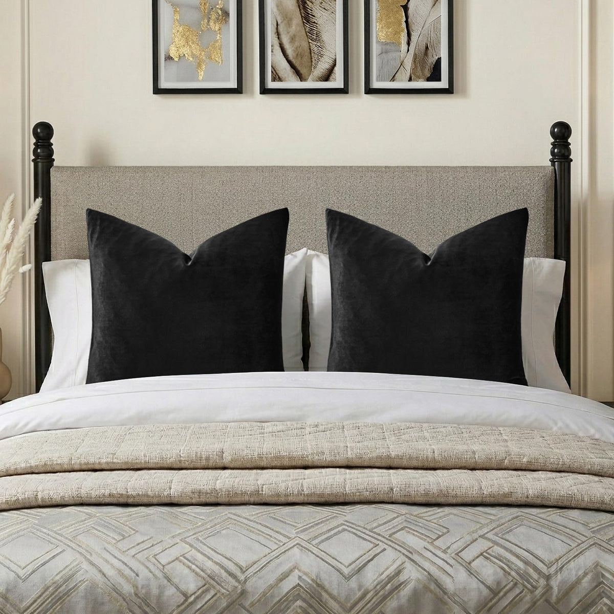 GIGIZAZA Gold Velvet Pillow Covers 18x18 Decorative Pillows Pack of 2