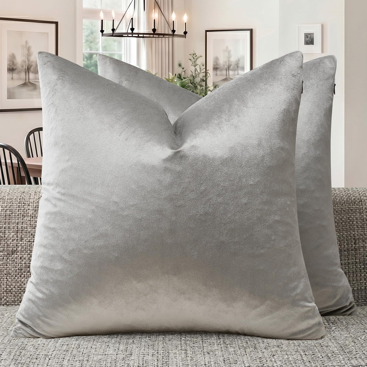 GIGIZAZA Gold Velvet Pillow Covers 18x18 Decorative Pillows Pack of 2