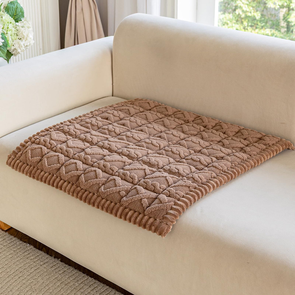 OstepDecor Couch Cover for Dogs, Washable Non Slip Sofa Cover for Pets