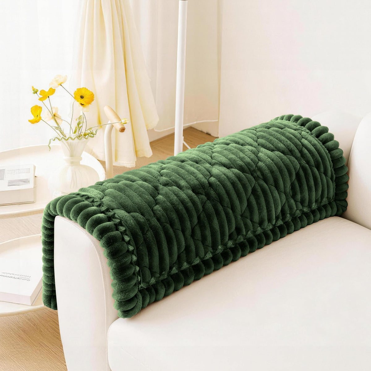 PuTian 100% Waterproof Fuzzy Couch Cover for Dogs White 27.6"x59"