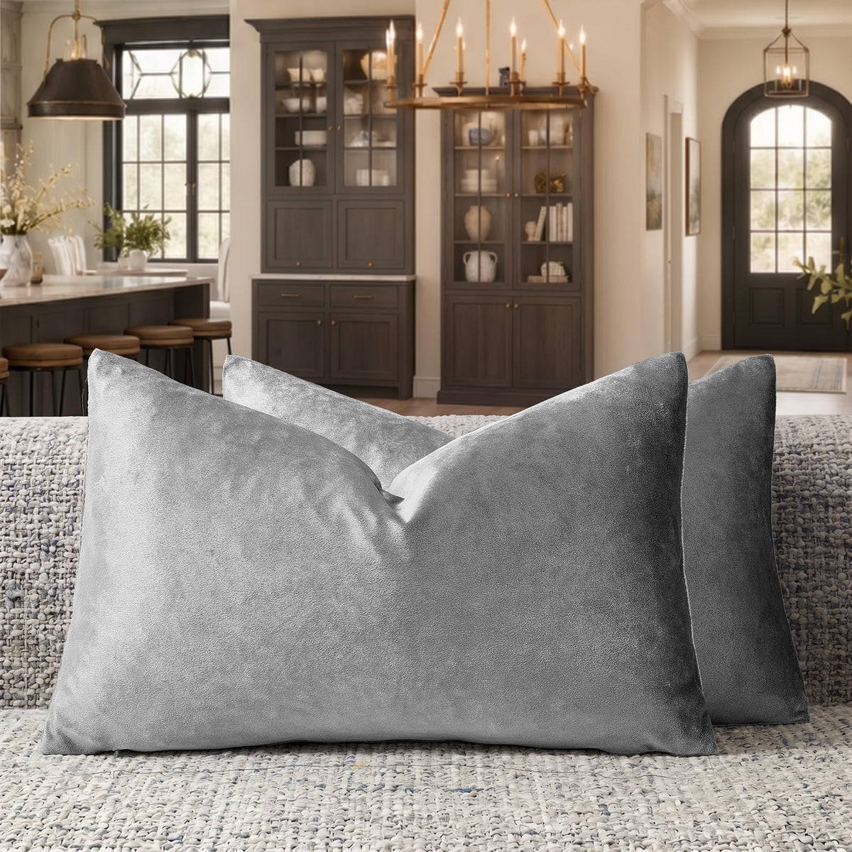 GIGIZAZA Gold Velvet Pillow Covers 18x18 Decorative Pillows Pack of 2