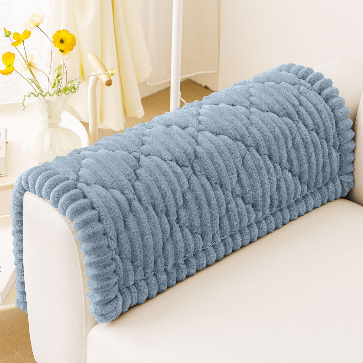 Smiry Couch Cover for Dogs Washable, Non Slip Fuzzy Pet Sofa Protector