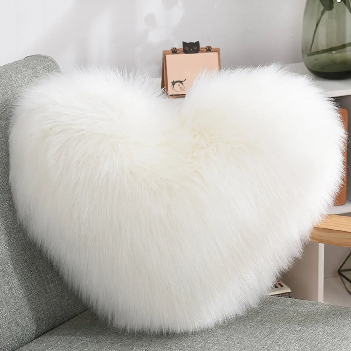 Faux Wool Heart Pillow Cover, Soft Furry Cushion, Soft and Comfortable, Easy to Wash, Foldable and Detachable, Ideal for Living Room and Bedroom Decor, Bedroom Decorative Accessories, Room Cozy Accessories